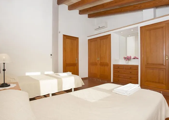 Hostalet Holiday home *