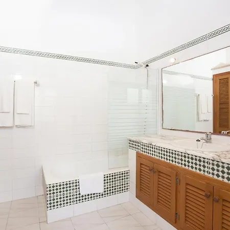 Hostalet Дом отдыха *